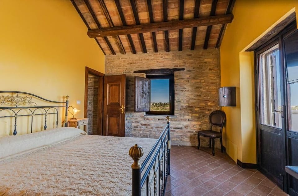 Superior Double Room, Balcony, Sea View | Desk, laptop workspace, free WiFi