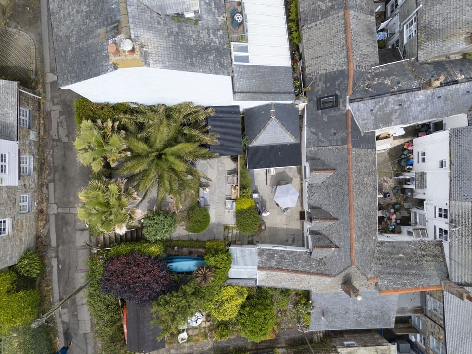 St Clemence Cottage from above - Stay Ca Holidays