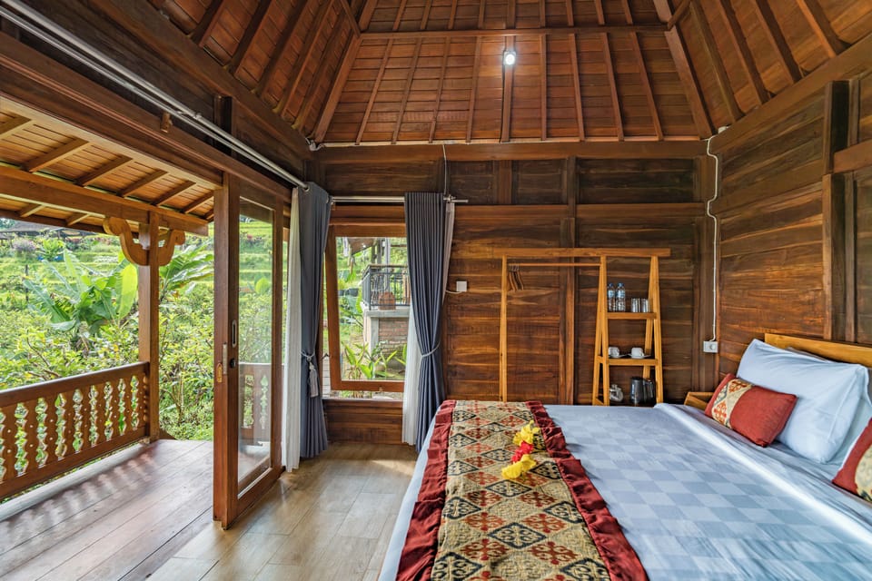 Deluxe Double Room, Garden View | Free WiFi