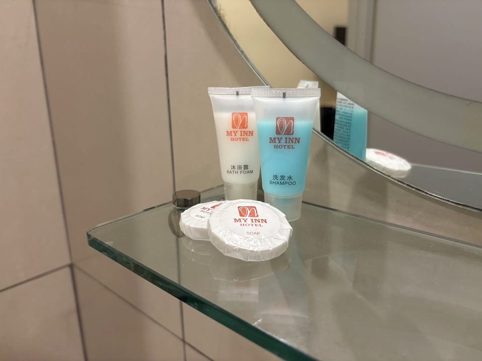 Shower, bidet, towels, soap