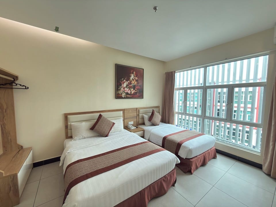 Family Room, Non Smoking | Premium bedding, free WiFi, bed sheets