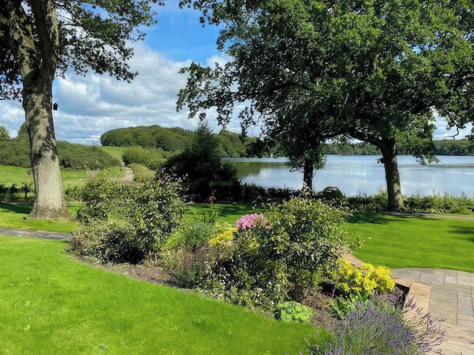 Willowbank, Brampton