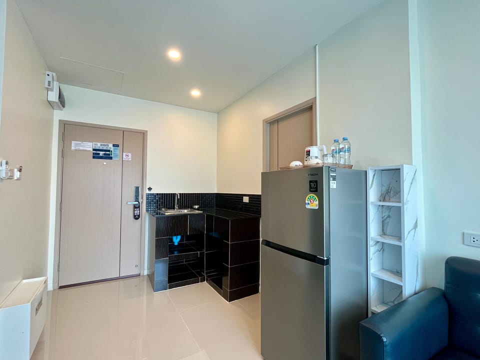 Family Connecting Suite | WiFi (free), bed sheets