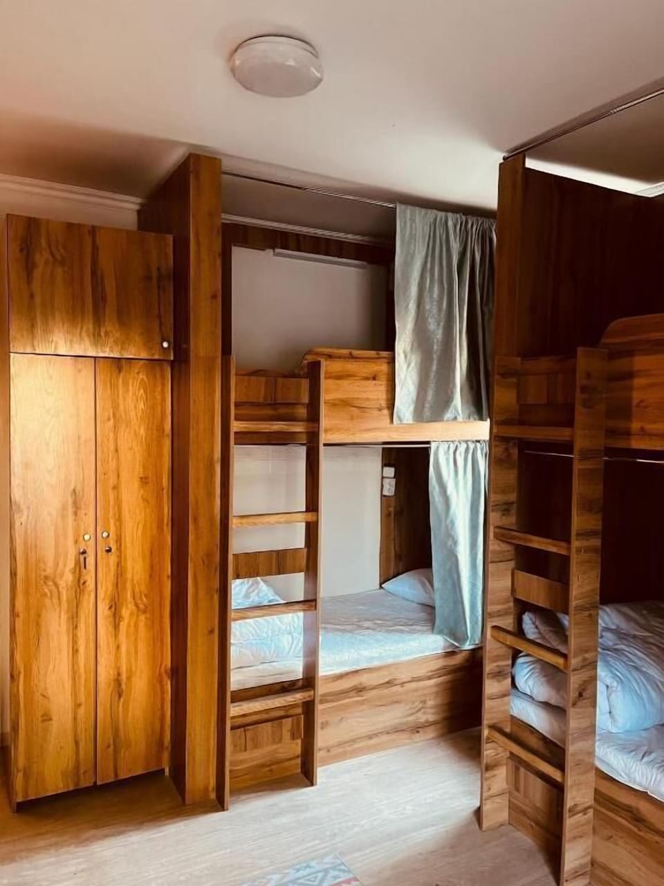Desk, soundproofing, iron/ironing board, free WiFi