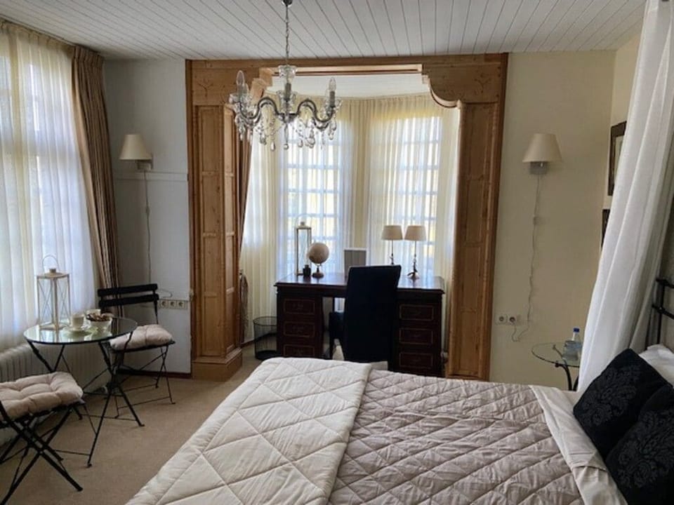 Classic Double Room
