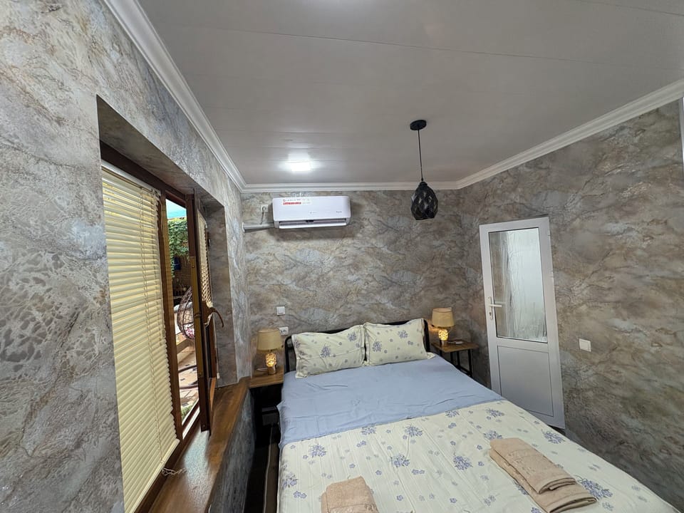 Comfort Double Room, Courtyard View | WiFi (free)