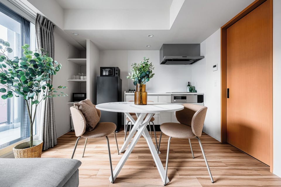 Apartment | Dining