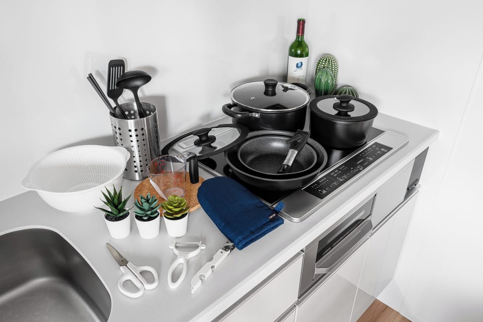 Apartment | Private kitchen | Fridge, microwave, stovetop, cookware/dishes/utensils