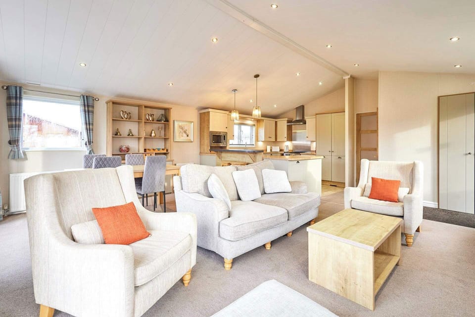 Little Gem Lodge, Amotherby- Host & Stay 