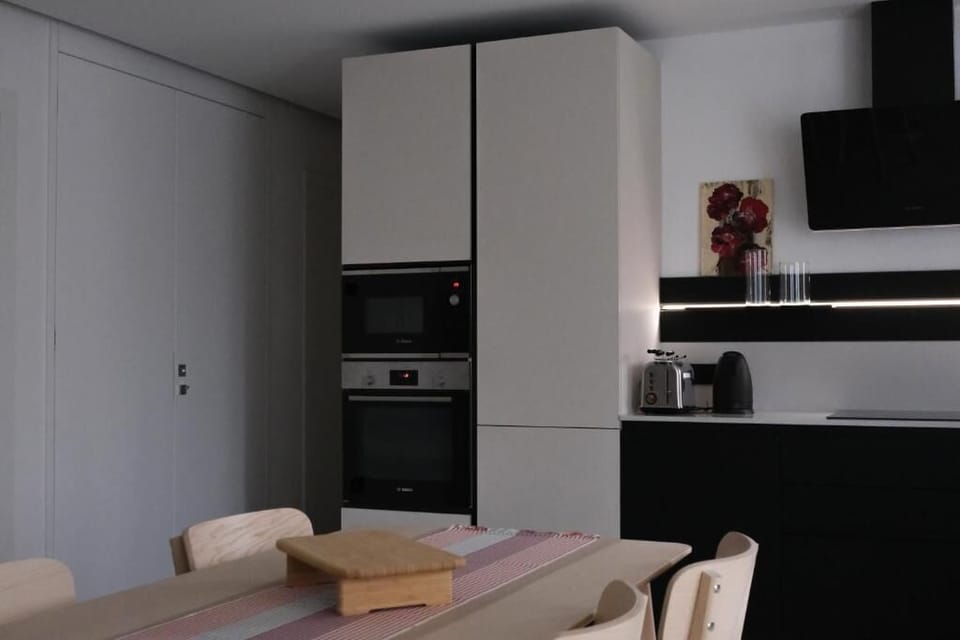 Shared fridge, shared microwave