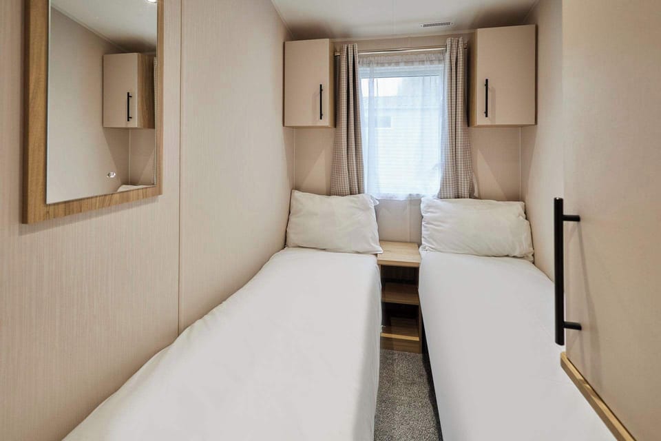 Blossom Lodge, Pocklington - Host & Stay