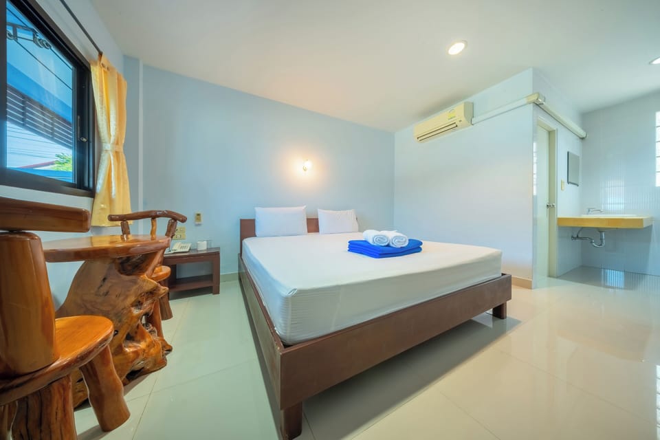Standard Single Room | Free WiFi