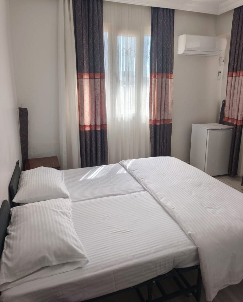 Economy Room, Courtyard View | Free WiFi