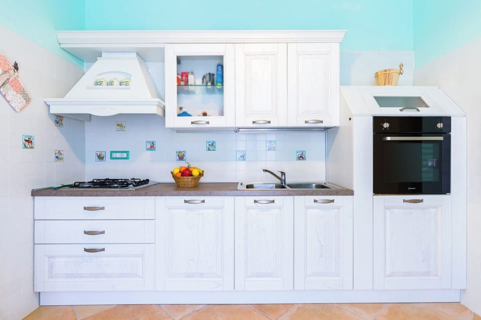 Villa (2 Bedrooms) | Private kitchen | Oven, electric kettle