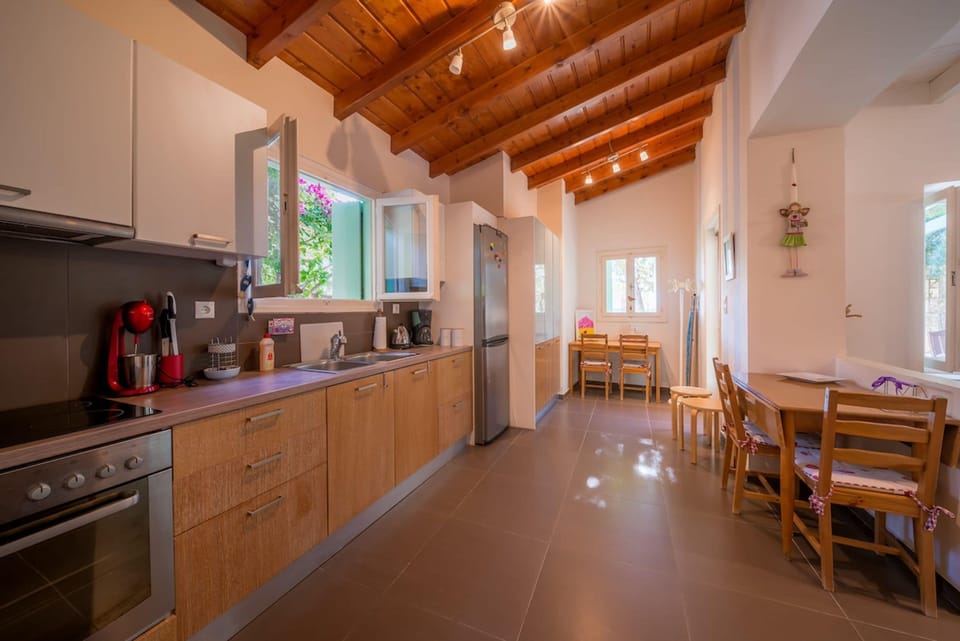 House, Smoking | 2 bedrooms