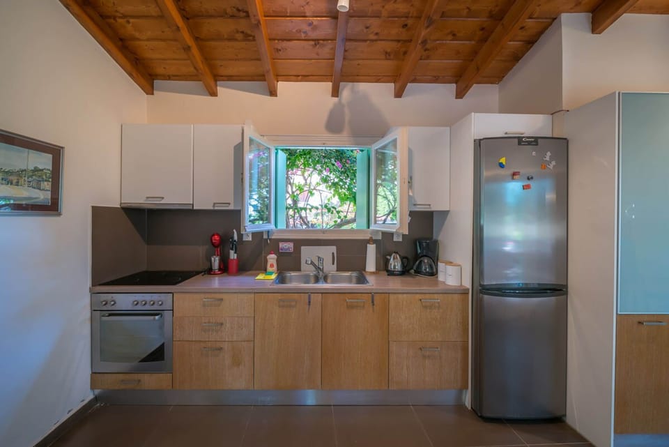 House, Smoking | 2 bedrooms