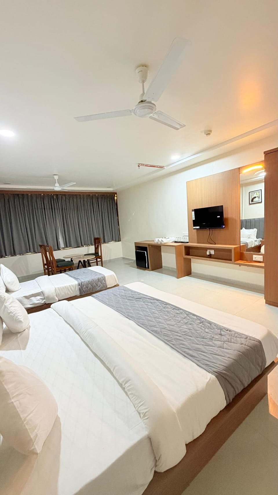Family Room | Free WiFi