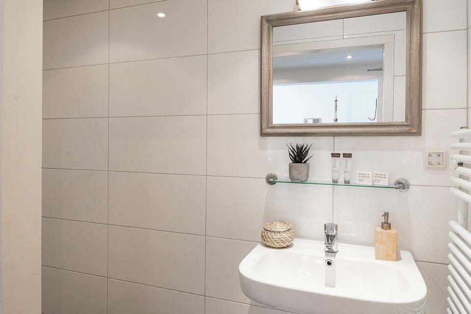 Wake up by the sea in this peaceful Vakantiehuis Zeeland in Zoutelande beach.