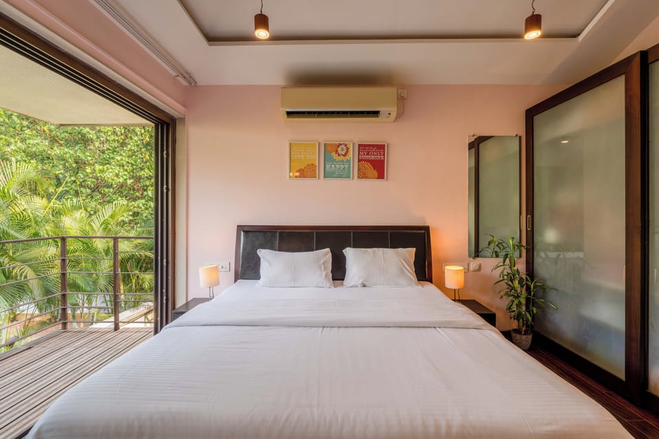 Villa, 3 Bedrooms, Pool View, Beachside | Premium bedding, down comforters, memory foam beds, in-room safe