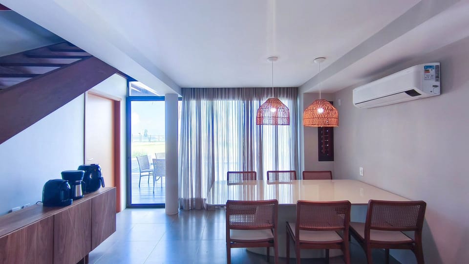 Villa | Dining