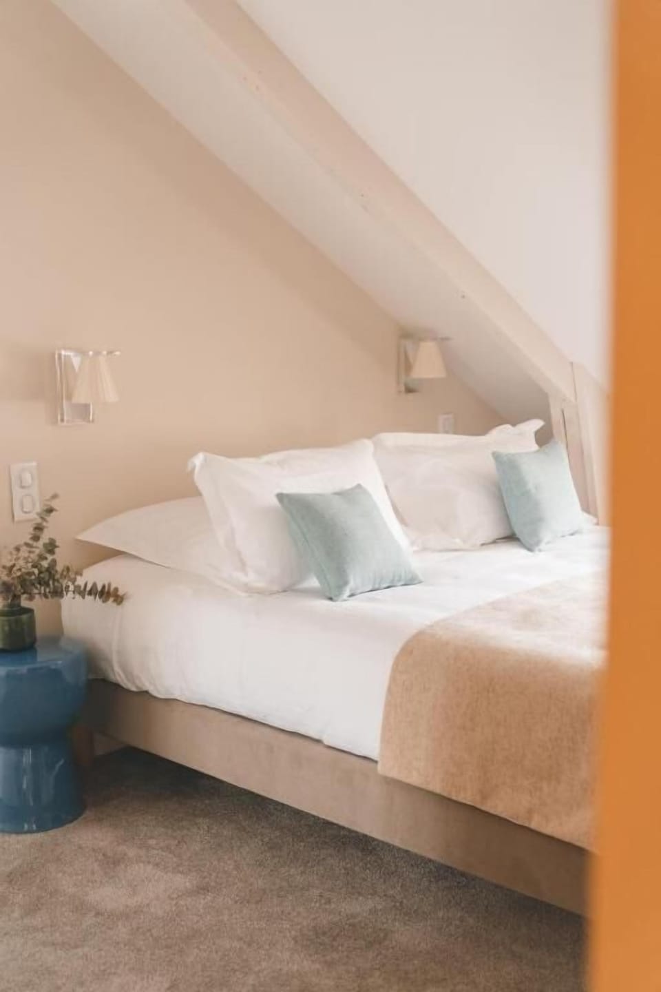 Comfort Triple Room | Blackout drapes, free WiFi, wheelchair access
