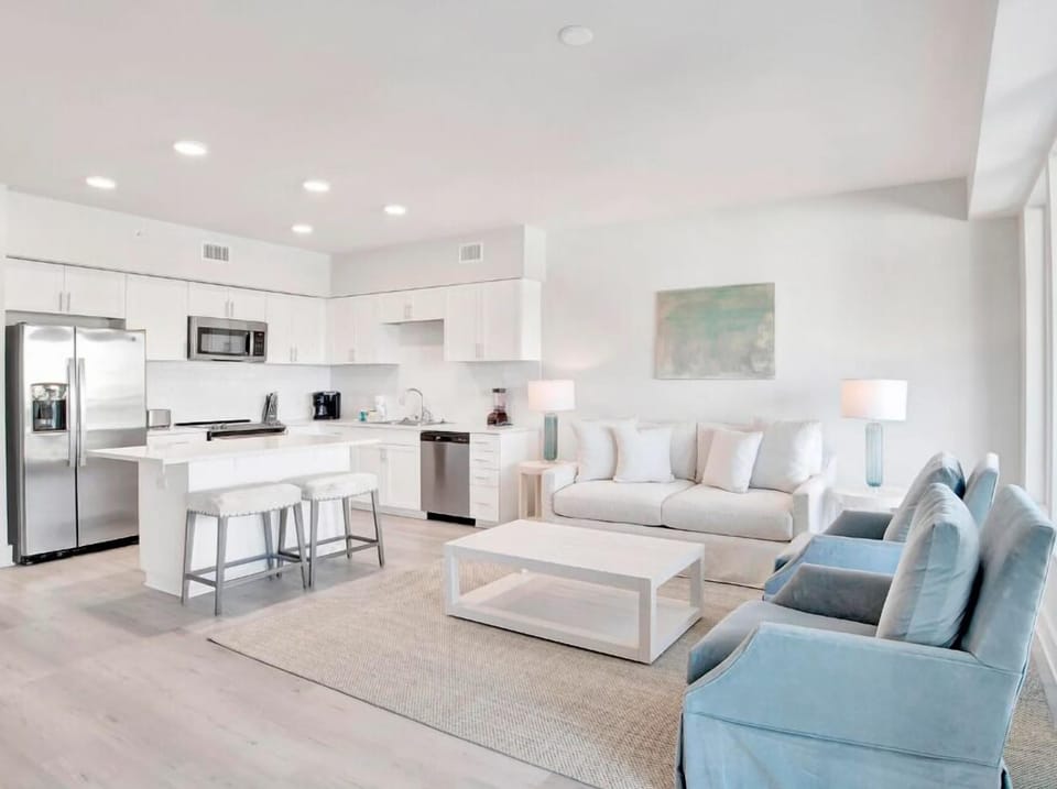 Condo, 1 King Bed with Sofa bed (Sea Glass 410) | Living area