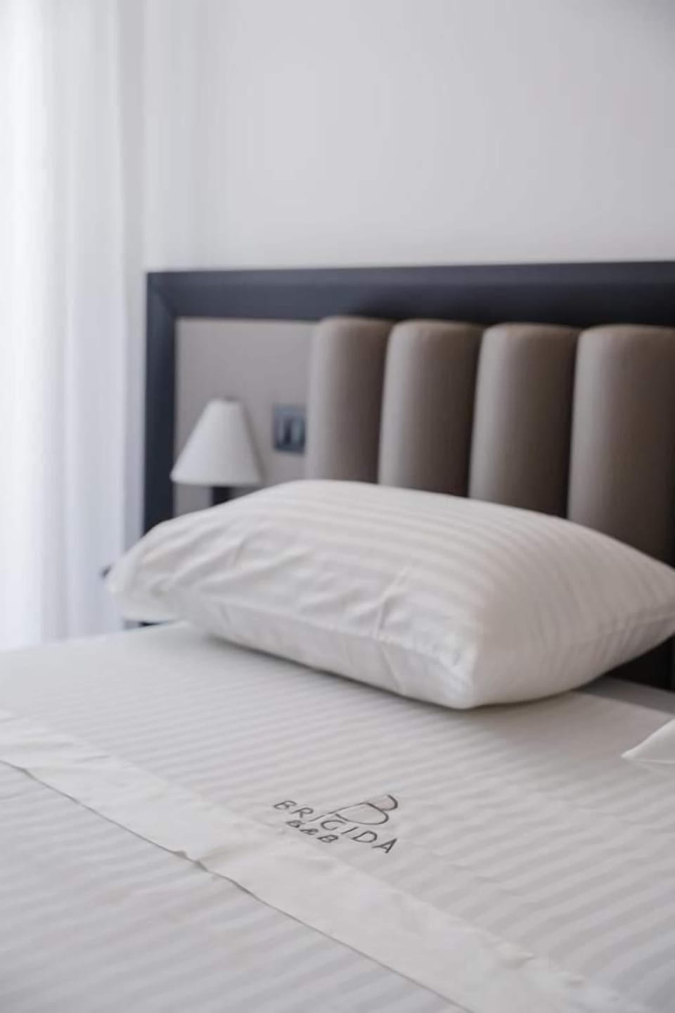 In-room safe, desk, laptop workspace, free WiFi