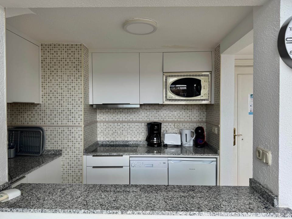 Skol Apartments Marbella 712A