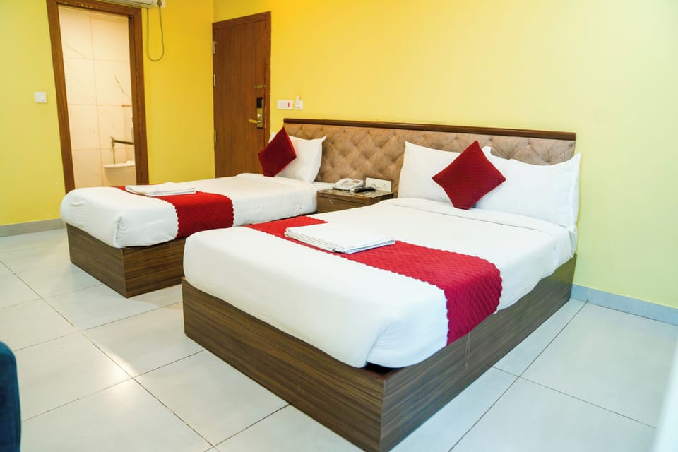 Deluxe Suite, City View | Free WiFi