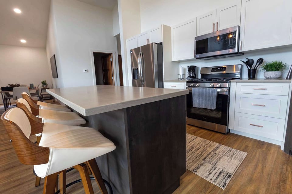 Kitchen seating