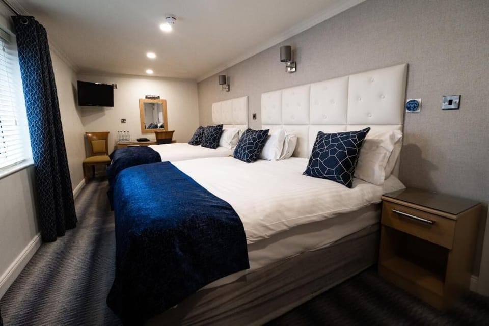 In-room safe, desk, iron/ironing board, free WiFi