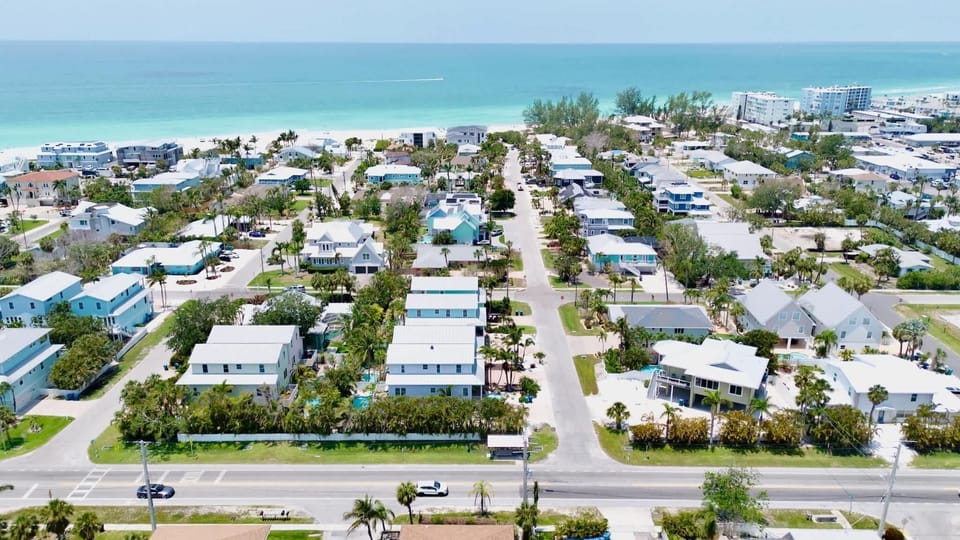 Get the lay of the land—your vacation kingdom awaits! From above, the neighborhood looks peaceful, inviting, and totally ready for your stay.
