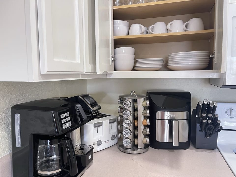 Fully Stocked Kitchen