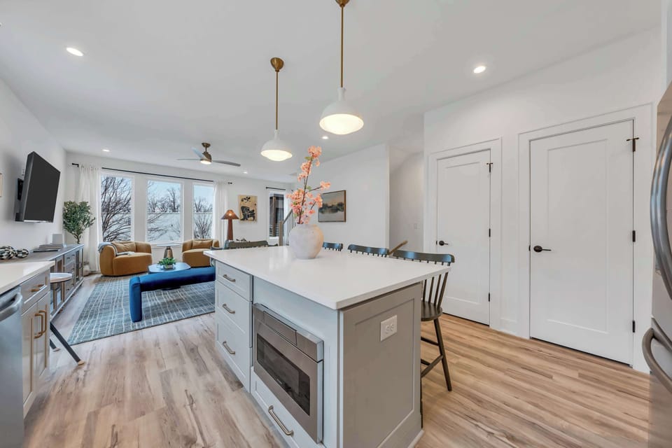 Cook, chat, snack, repeat—this kitchen makes every meal a mini celebration.