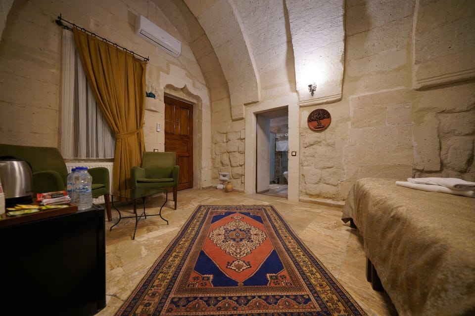 Family Room | Minibar, desk, soundproofing, free WiFi