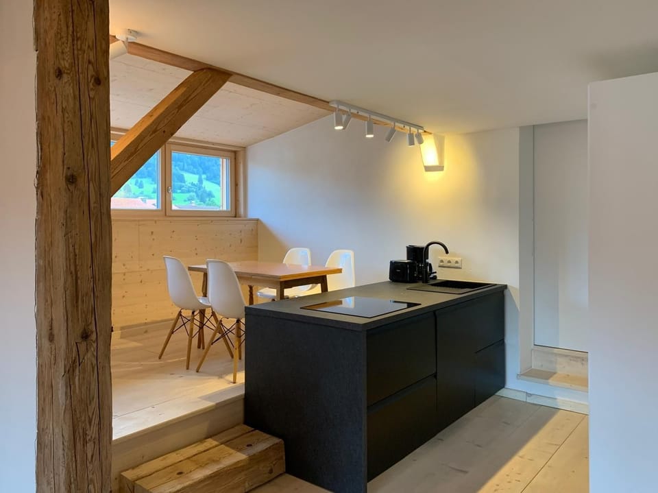 Comfort Apartment, Mountain View | Private kitchen