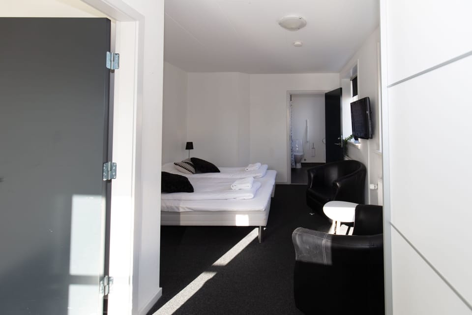 Double Room | Individually furnished, soundproofing, free WiFi, bed sheets