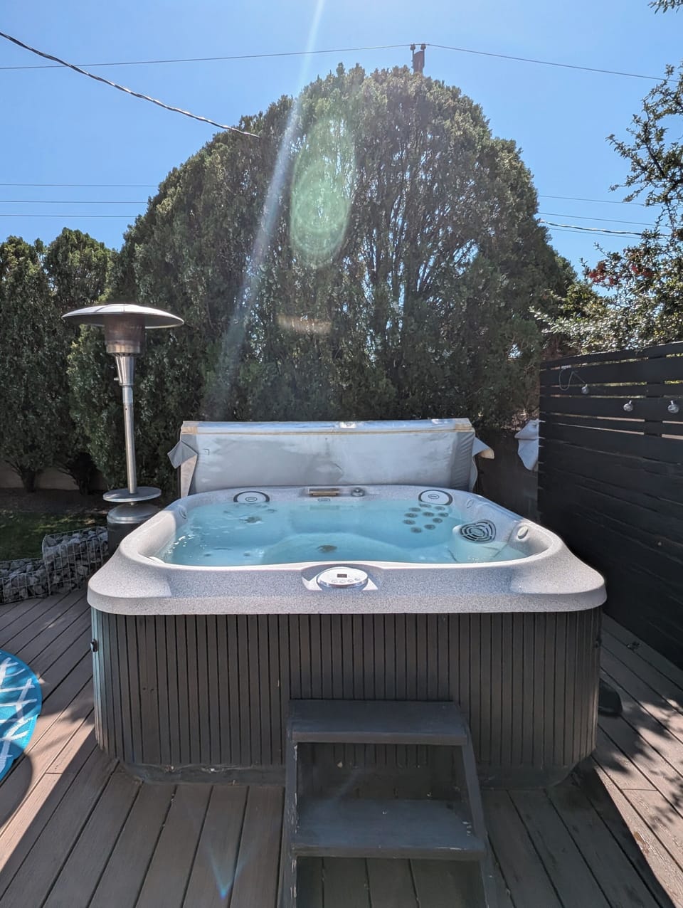 6 person hot tub 