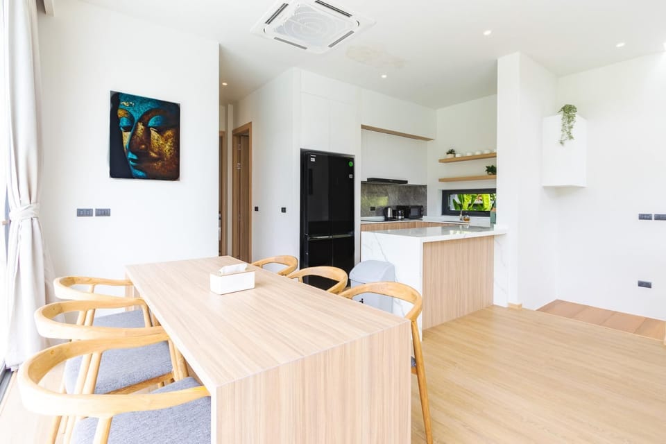 villa Aileen P3 V4 3 BR Saku Staycation (3812)