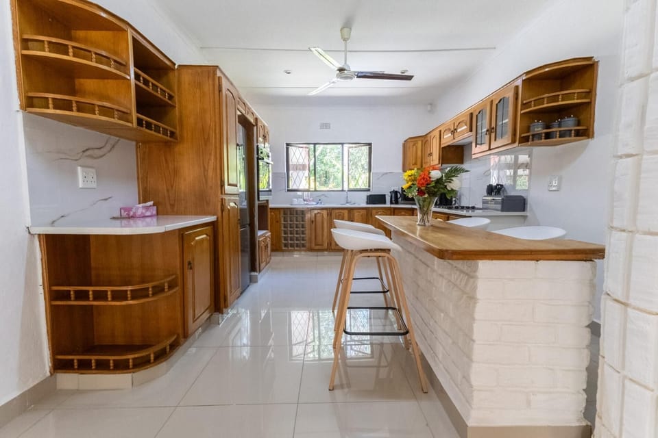 Windsor Place - 4 Bedroom Townhouse (5535)