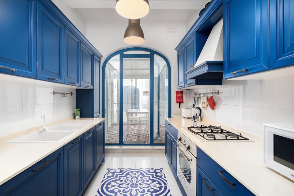 Apartment, Sea View | Private kitchen | Toaster