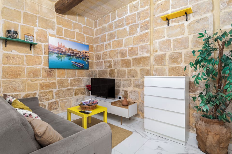 Apartment | Living area