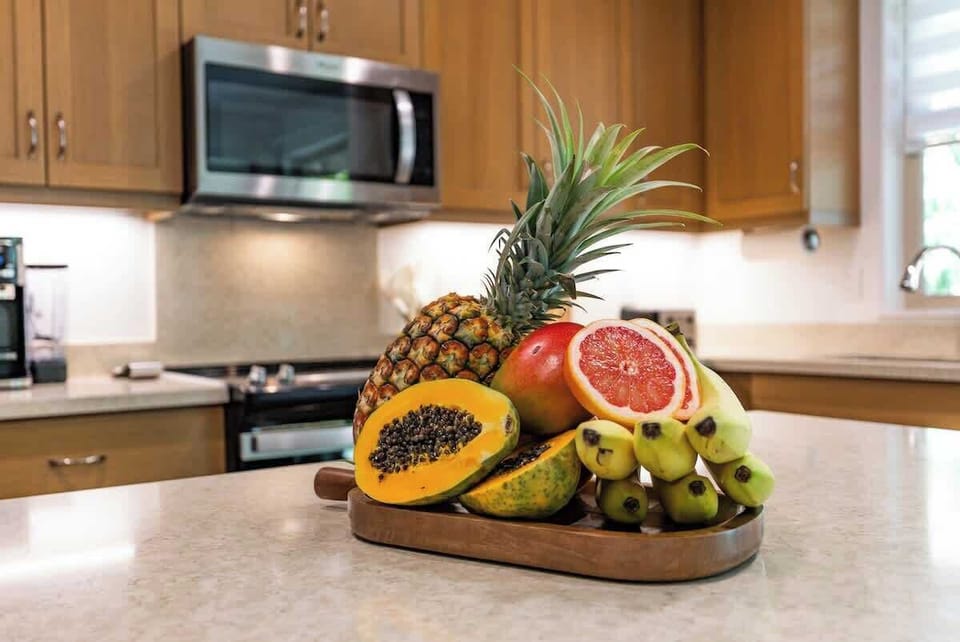 House (3 Bedrooms) | Private kitchen | Fridge, microwave, oven, espresso maker