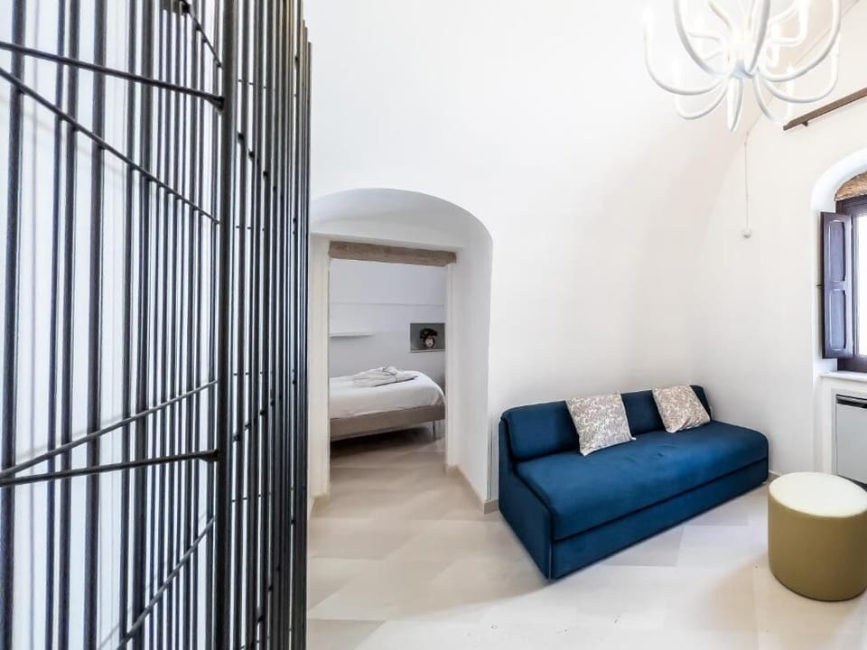 Deluxe Quadruple Room, Balcony, City View | WiFi (free)