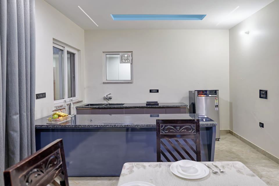 Deluxe Villa, Patio, Garden View | Dining