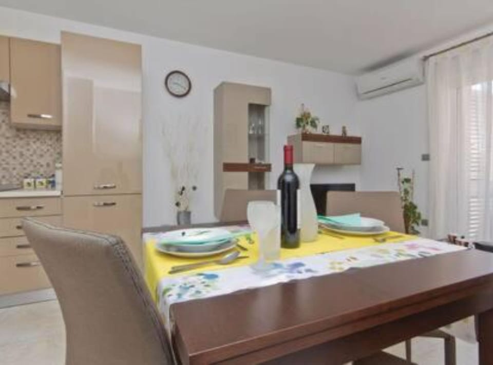 Apartment (One Bedroom Apartment with Balcony) | Living room | Flat-screen TV
