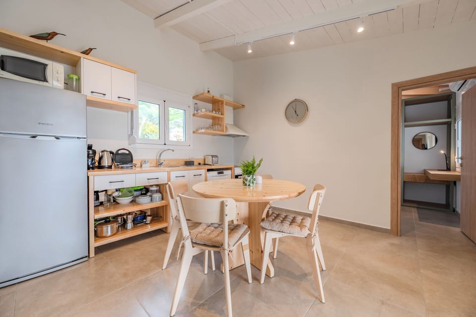 House, Sea View | Private kitchen | Fridge, stovetop, cookware/dishes/utensils