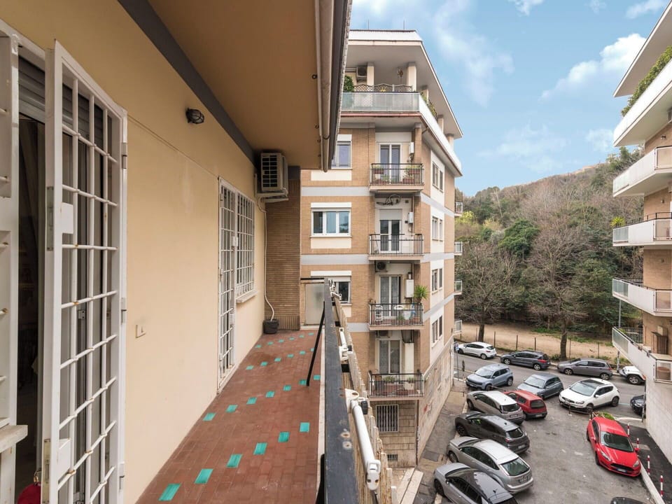 Window, Apartment, Neighbourhood, Residential Area, Condominium, Balcony, Family Car, Parking