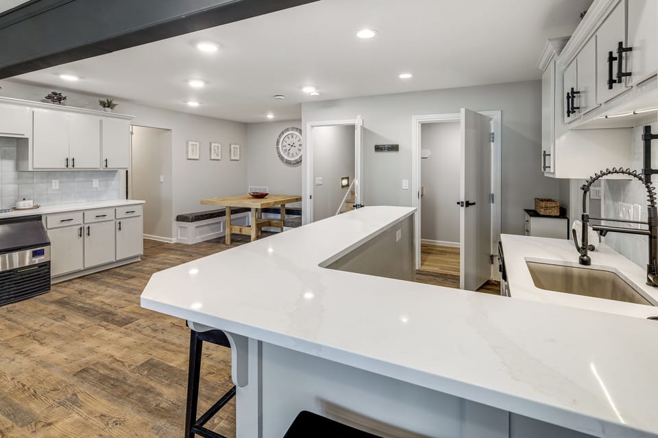 House (Multiple Bedrooms) | Interior