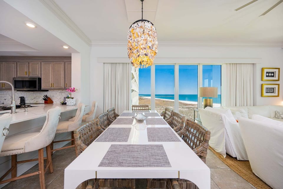 Condo, 4 Bedrooms | Dining